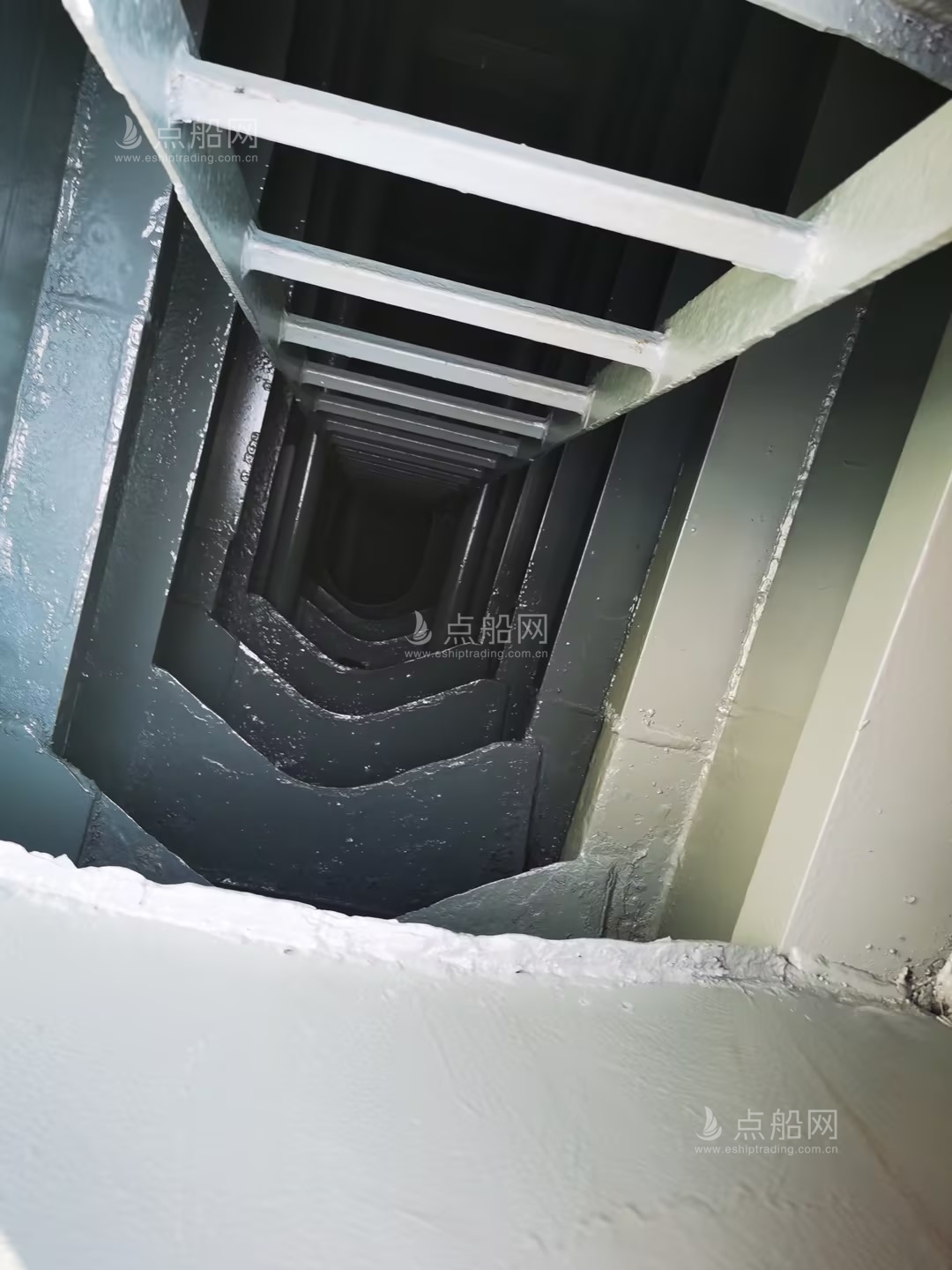 出售3400吨化学品船