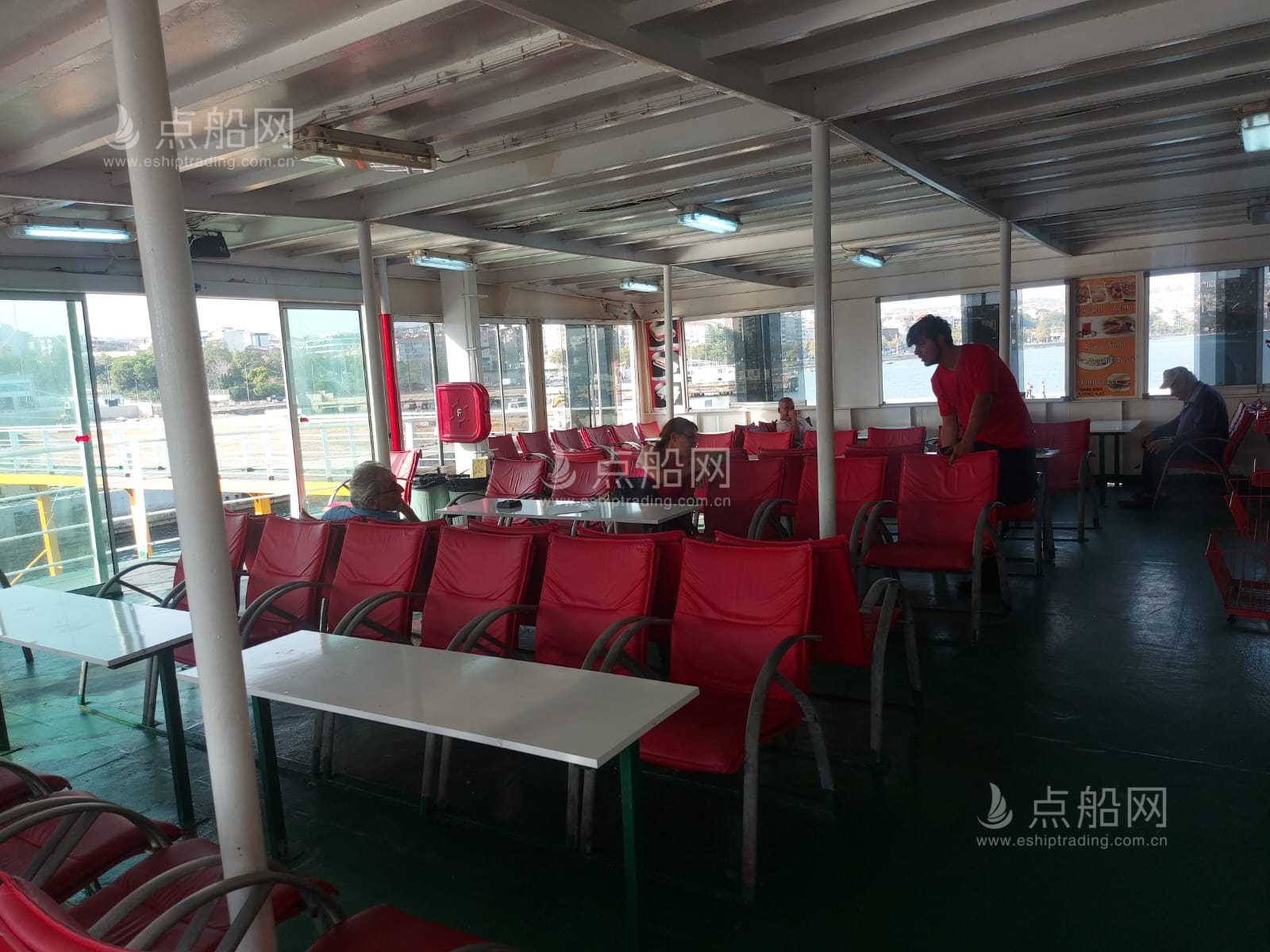 出售300人客滚船