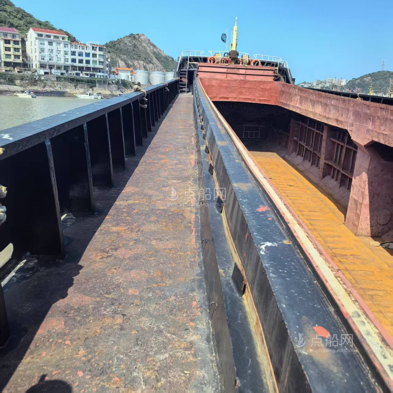 出售960吨一般干货船