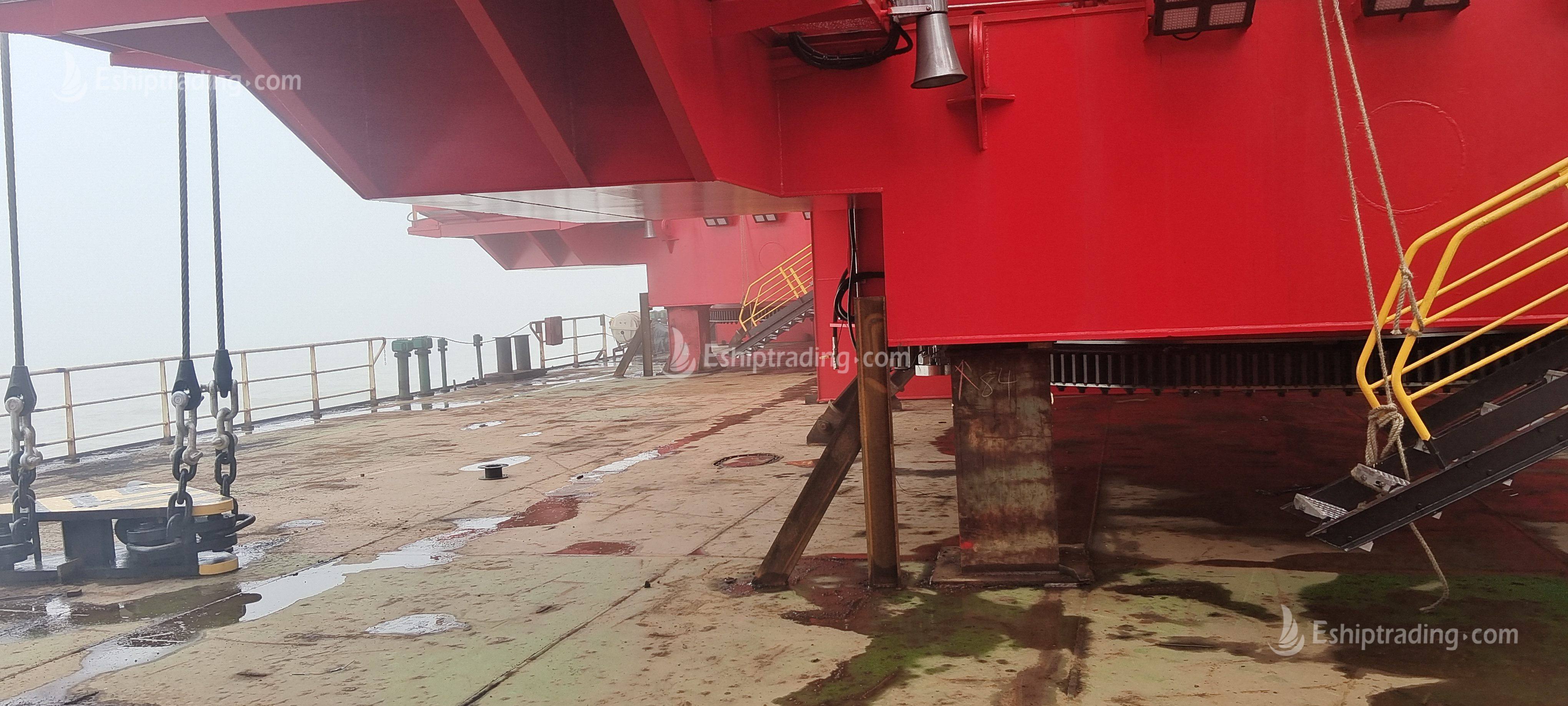 11895 T Deck Barge /LCT For Sale