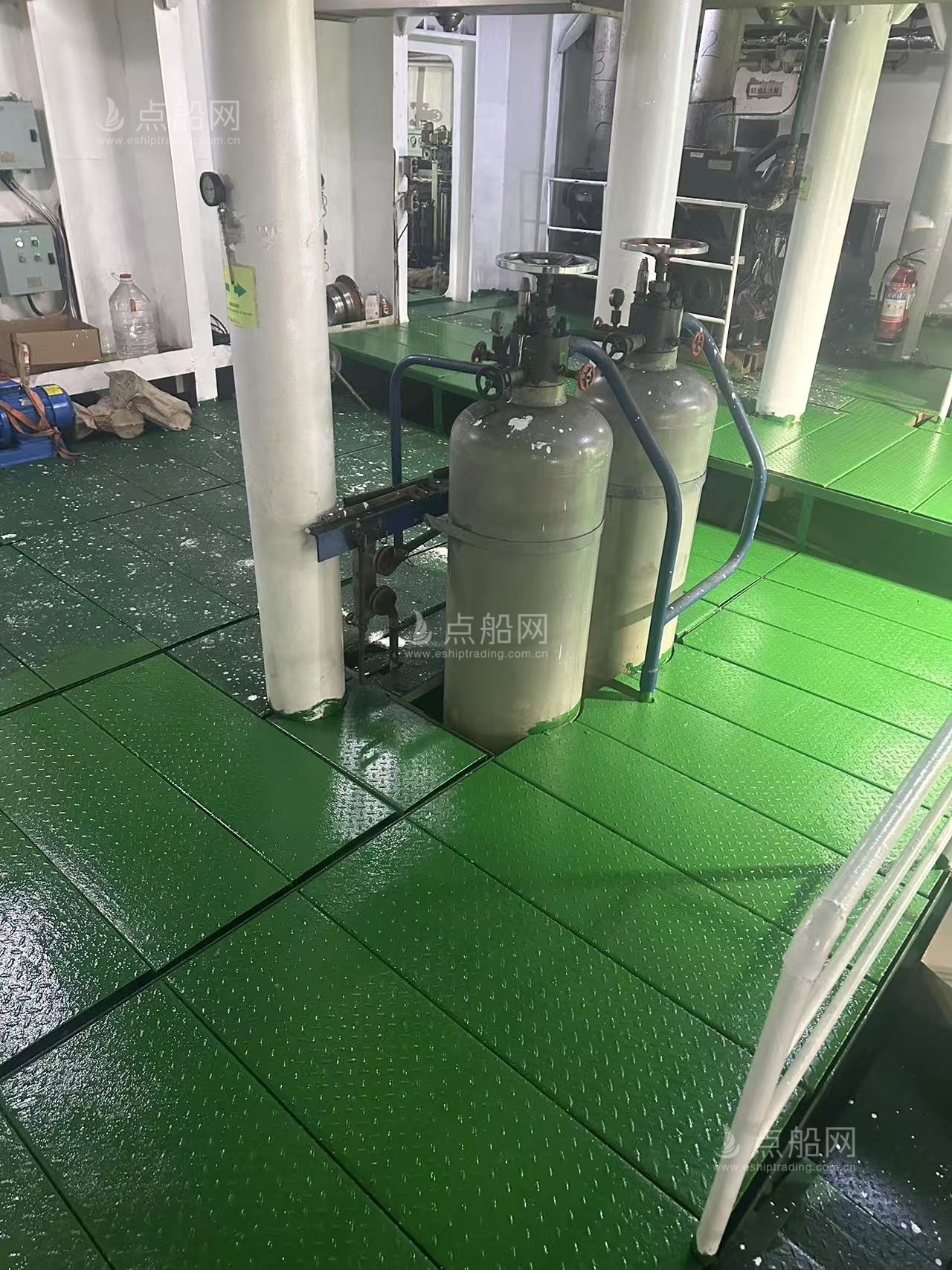 出售11895吨甲板货驳