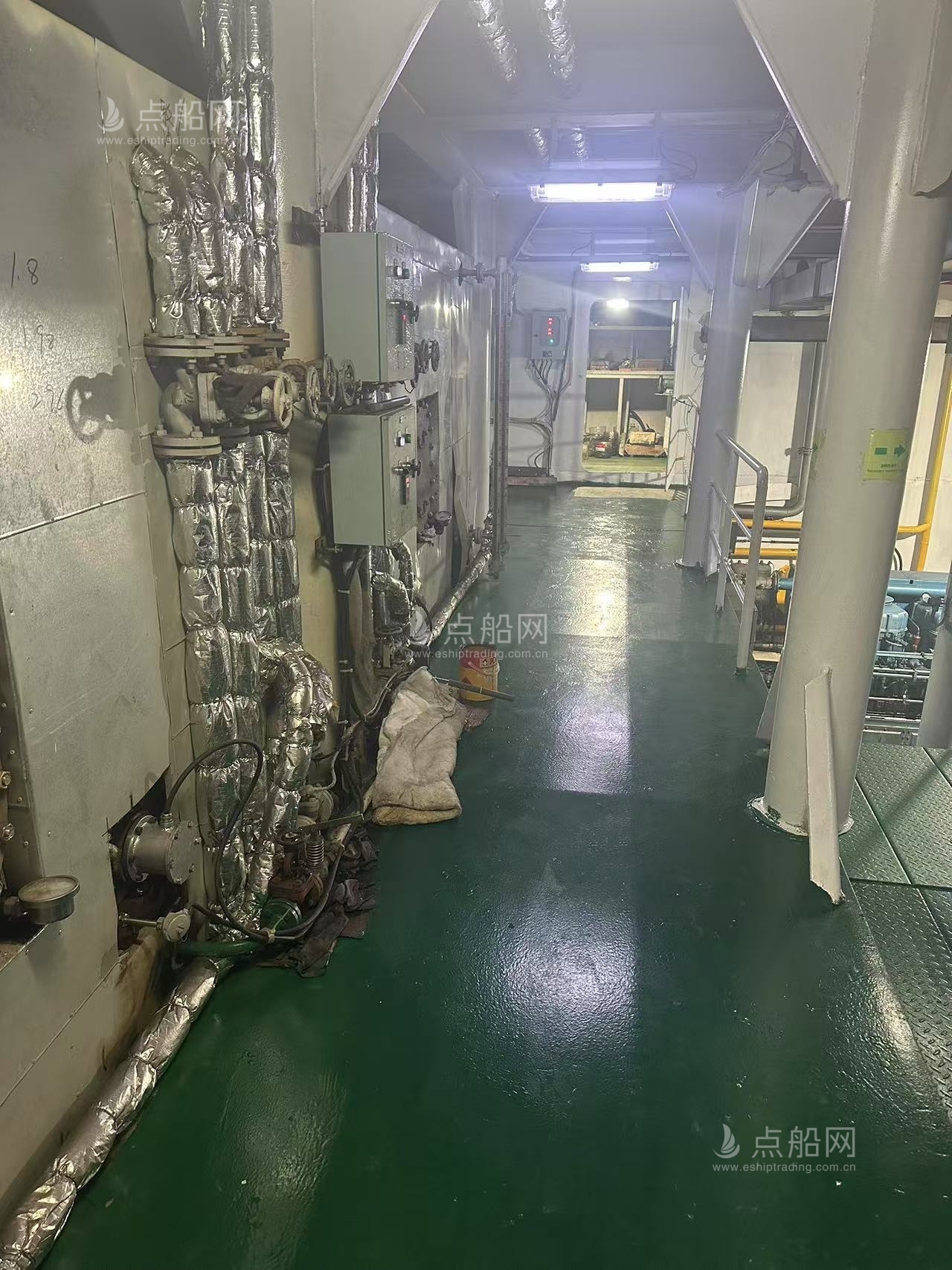 出售11895吨甲板货驳