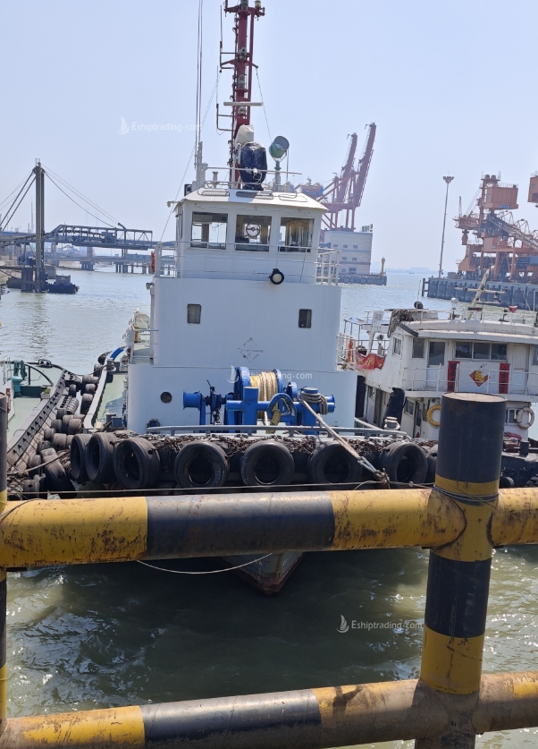 3200 PS Harbor Tug For Sale