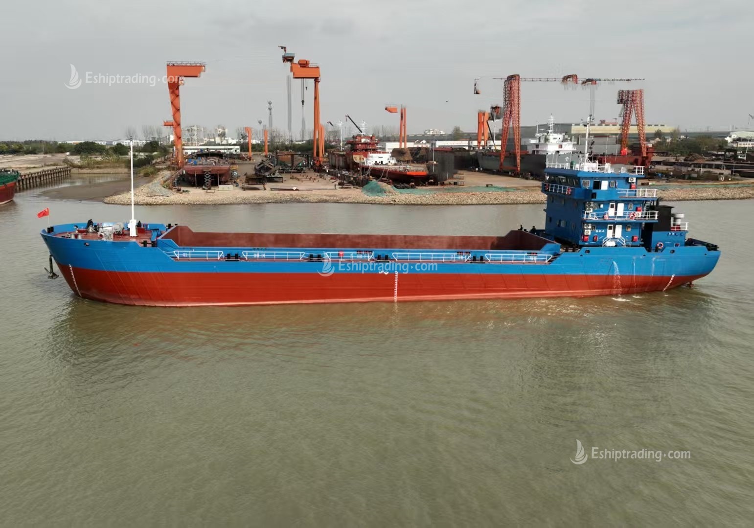 2200 m³ Split Hopper Barge For Sale