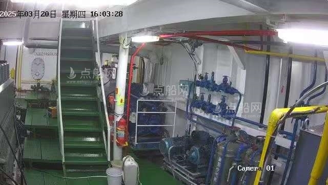 出售2600m³开体泥驳