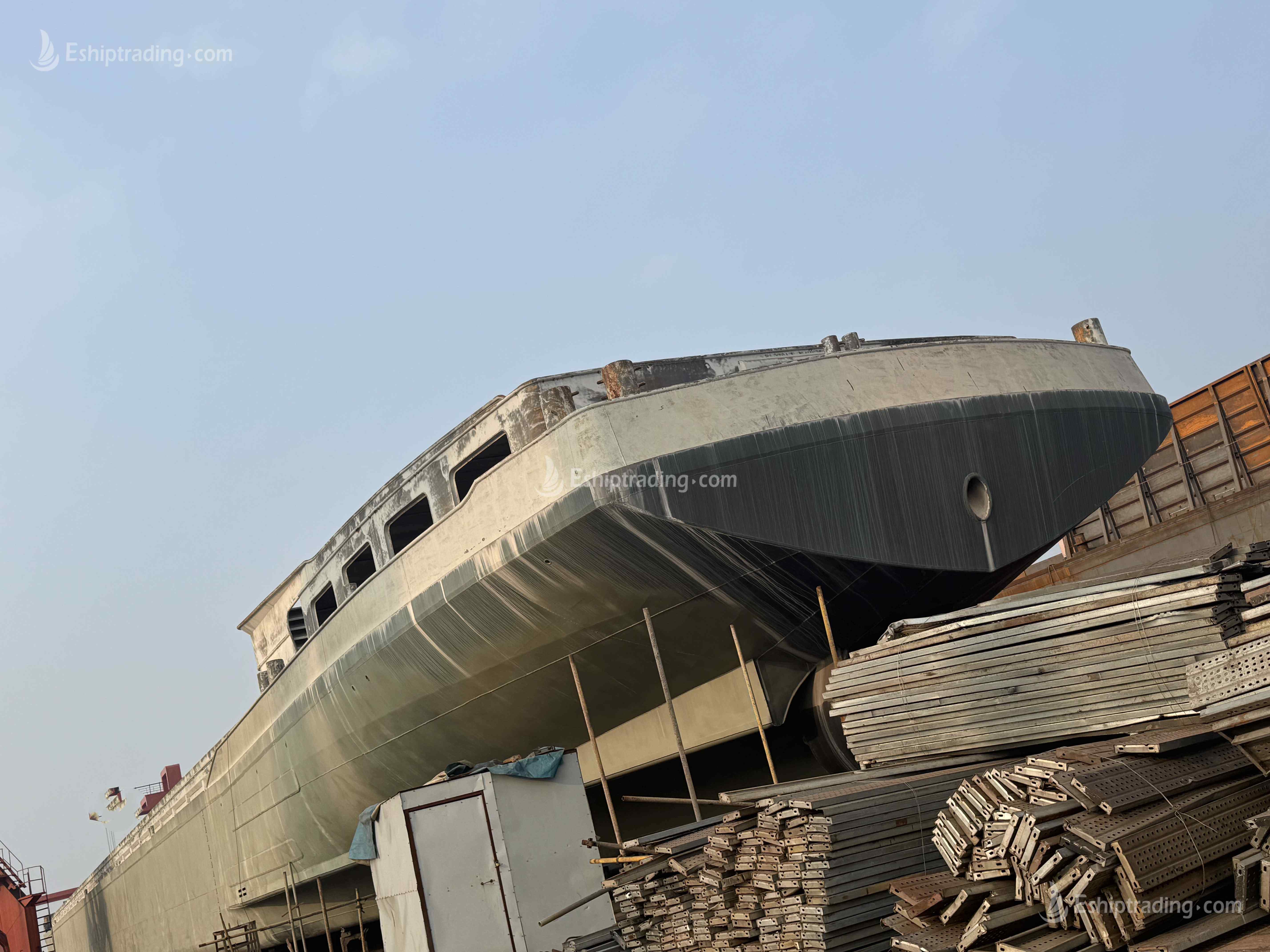 208 TEU Container  Dutch barges For Sale