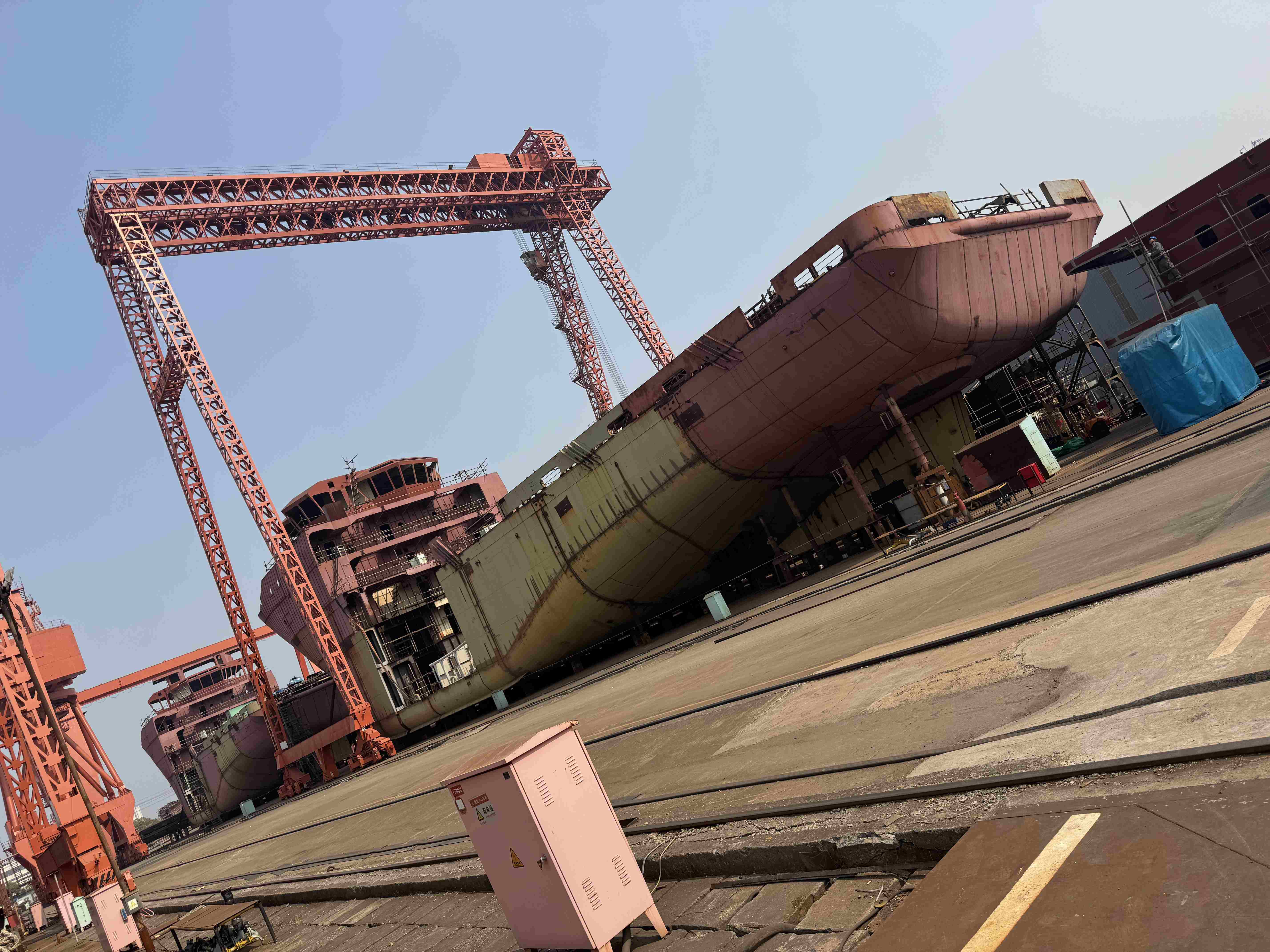 出售4000马力平台供应船