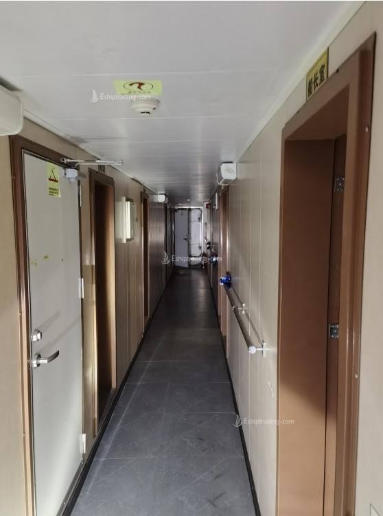 10720 T Deck Barge /LCT For Sale