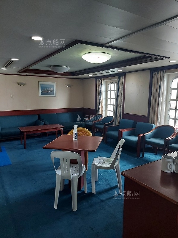 出售55500吨散货船