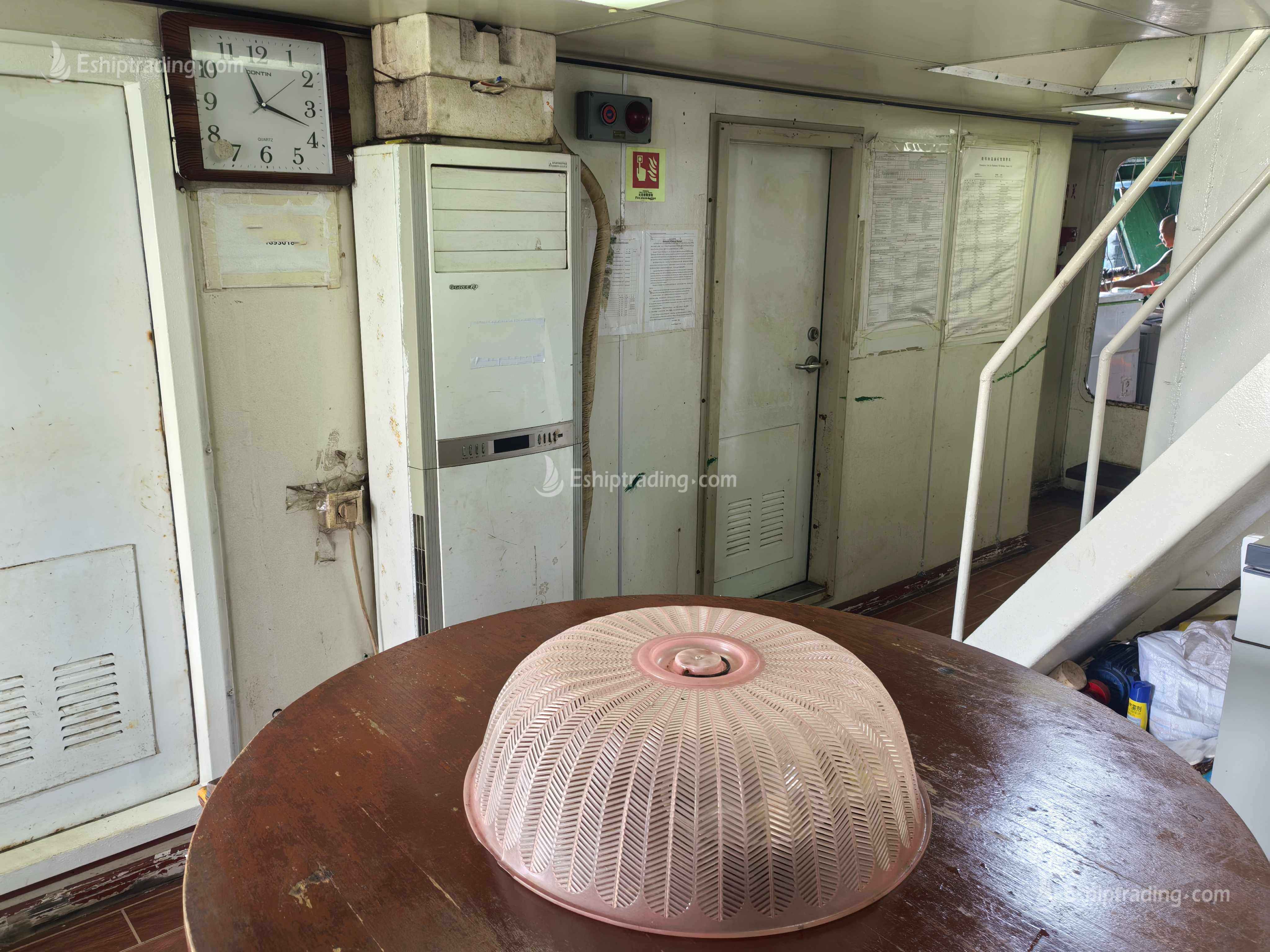 864 T Product Oil Tanker For Sale