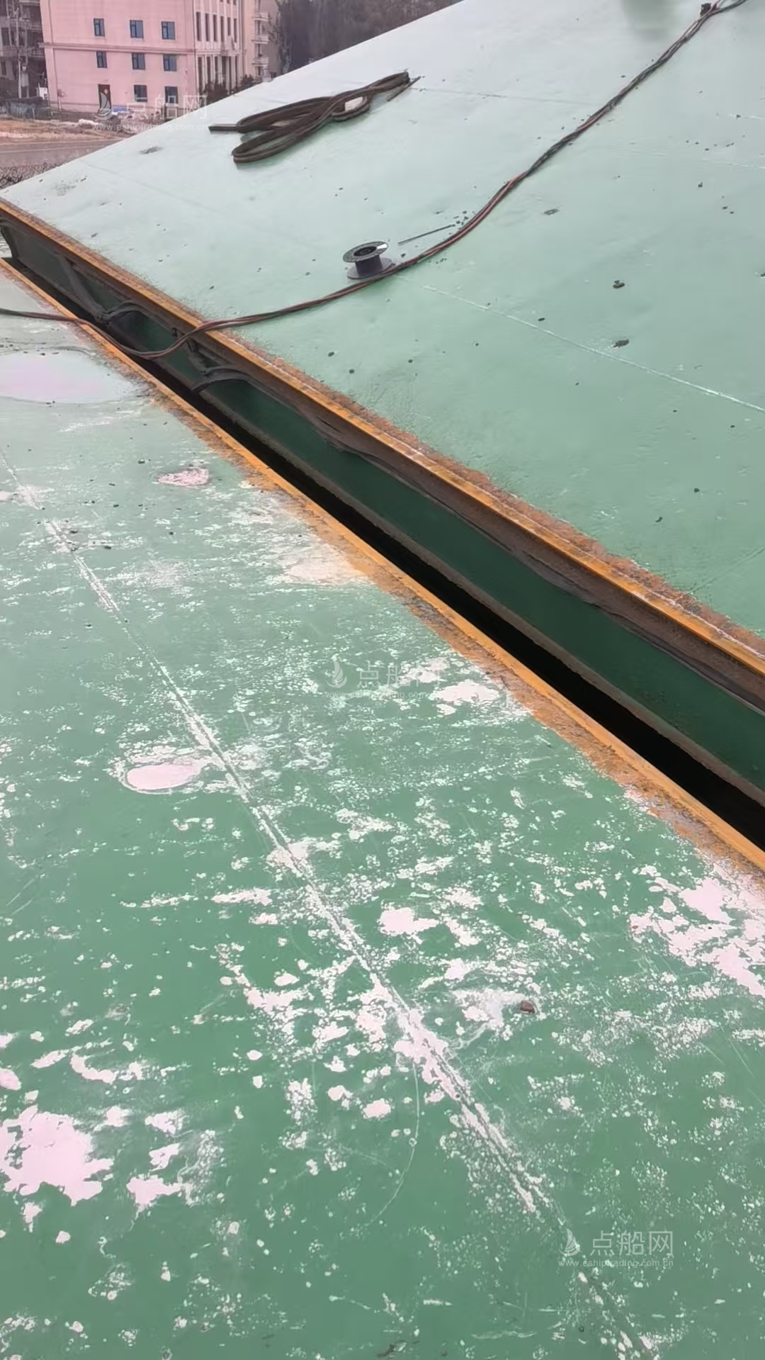 出售13628吨散货船