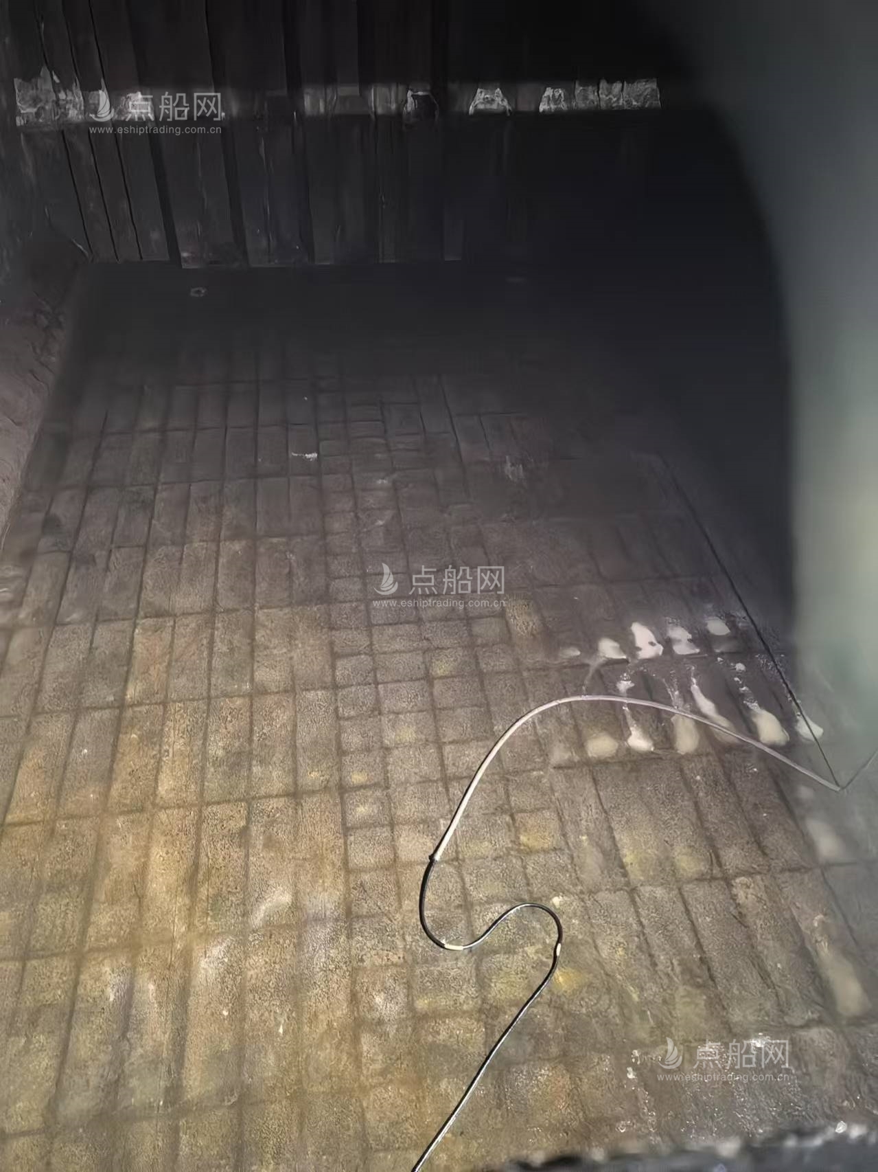 出售13628吨散货船