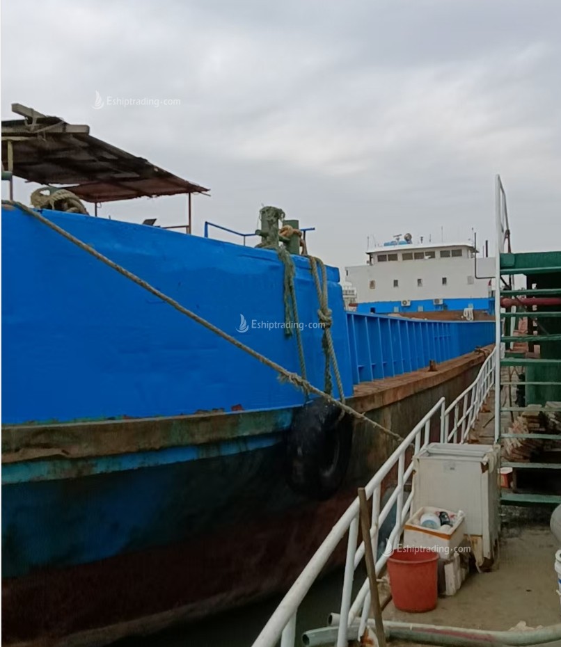1700 T Deck Barge /LCT For Sale