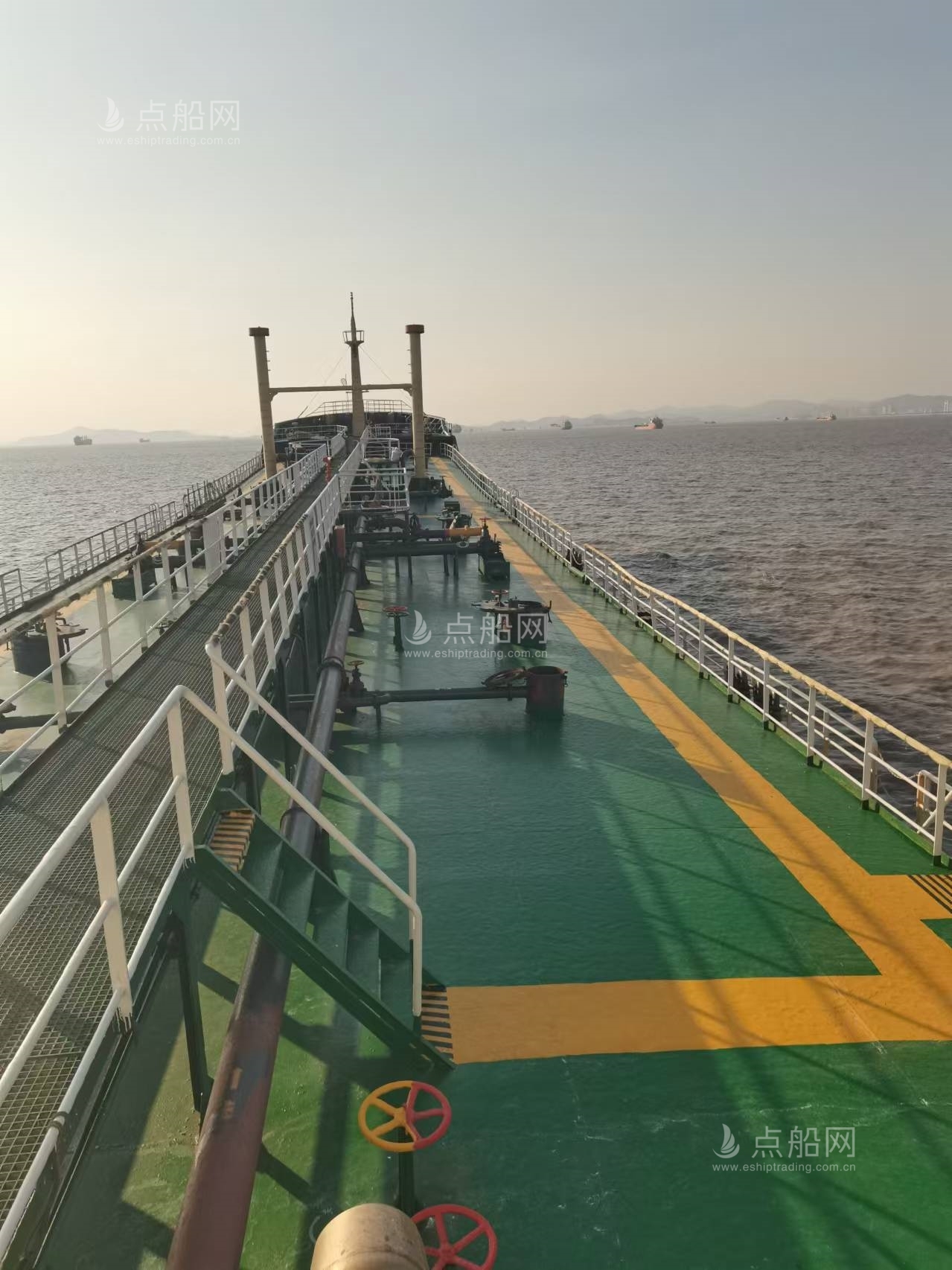出售7099吨成品油船