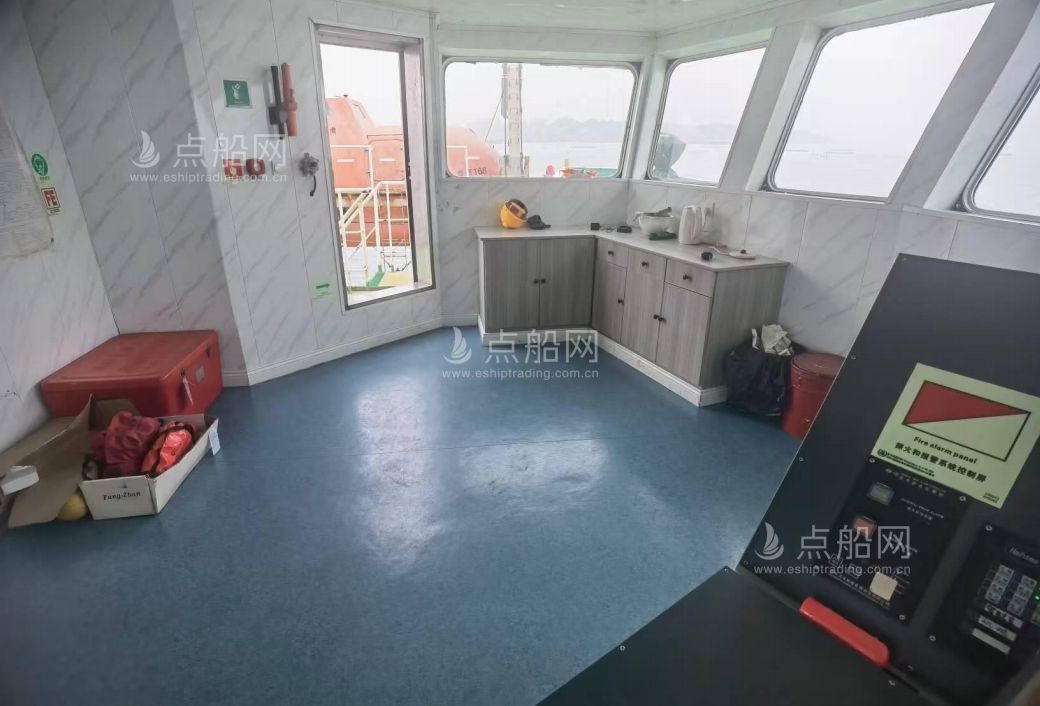 出售13156吨甲板货驳