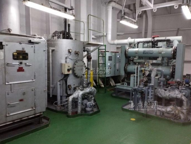 出售58000吨散货船