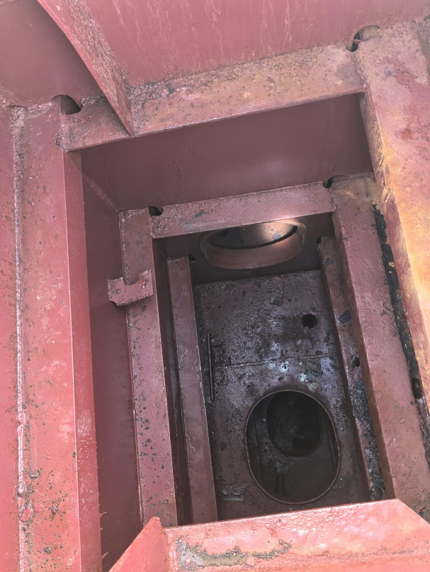 出售2948吨成品油船