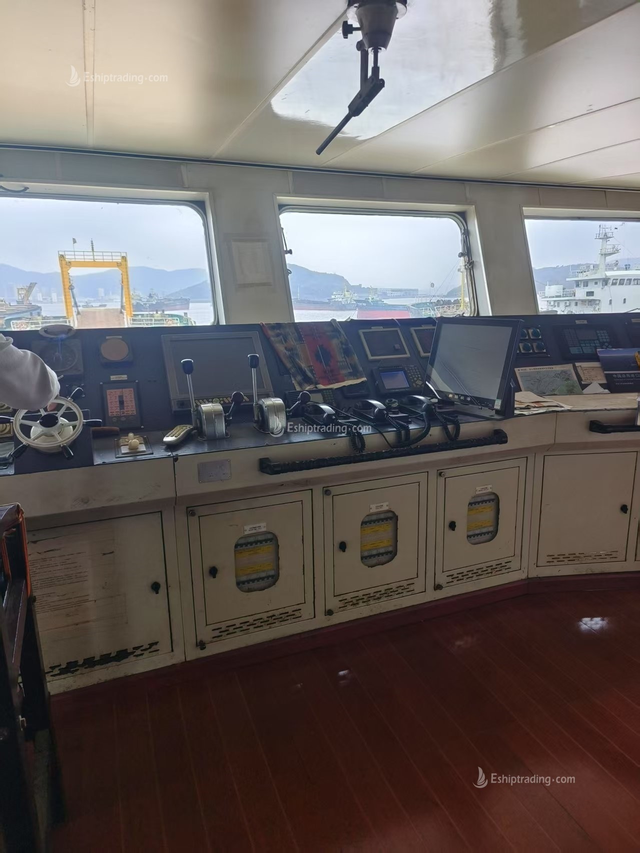 2600 T Deck Barge /LCT For Sale