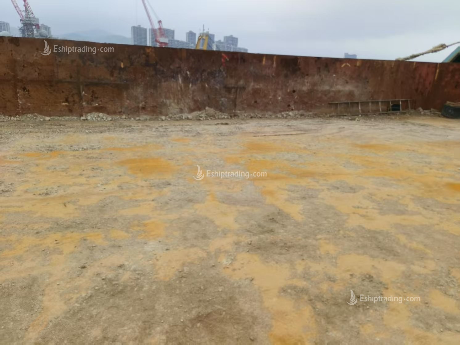 2600 T Deck Barge /LCT For Sale