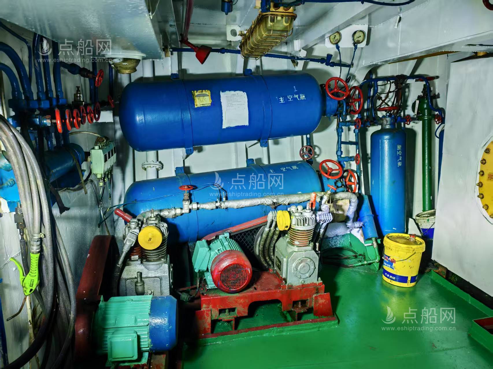 出售2150吨化学品船