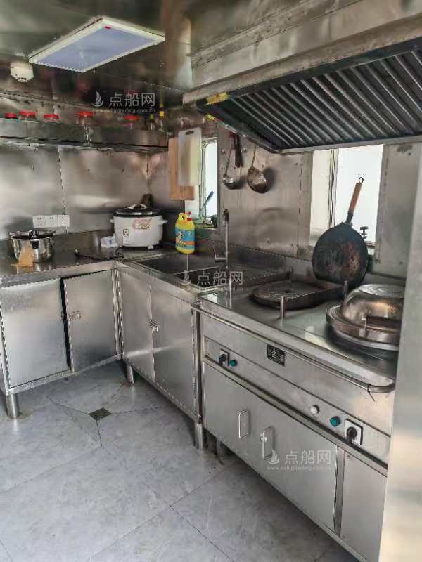 出售2150吨化学品船