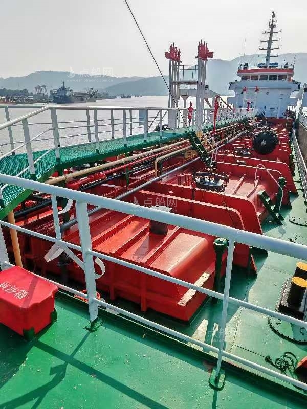 出售2150吨化学品船