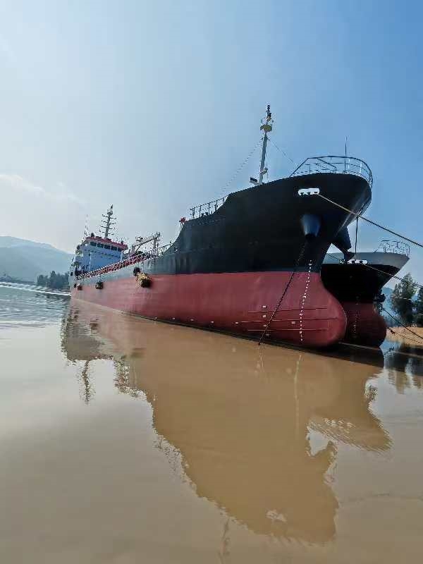 出售2150吨化学品船