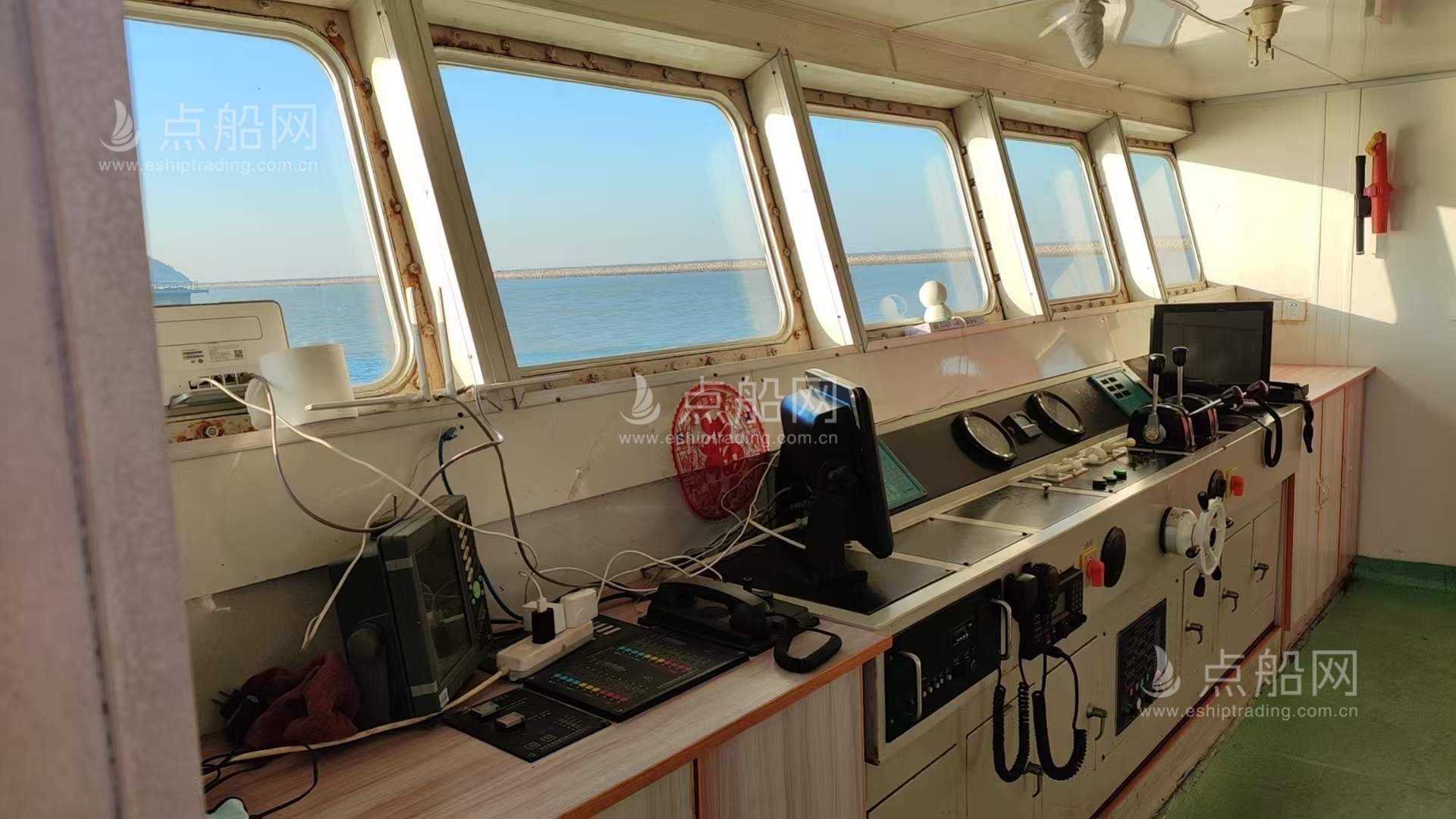 出售25吨全回转浮吊