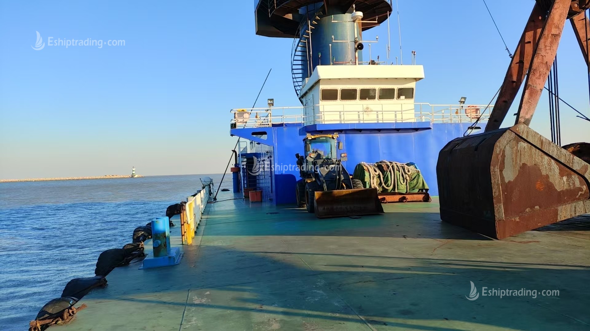 25 T Fully Revolving Floating Crane For Sale