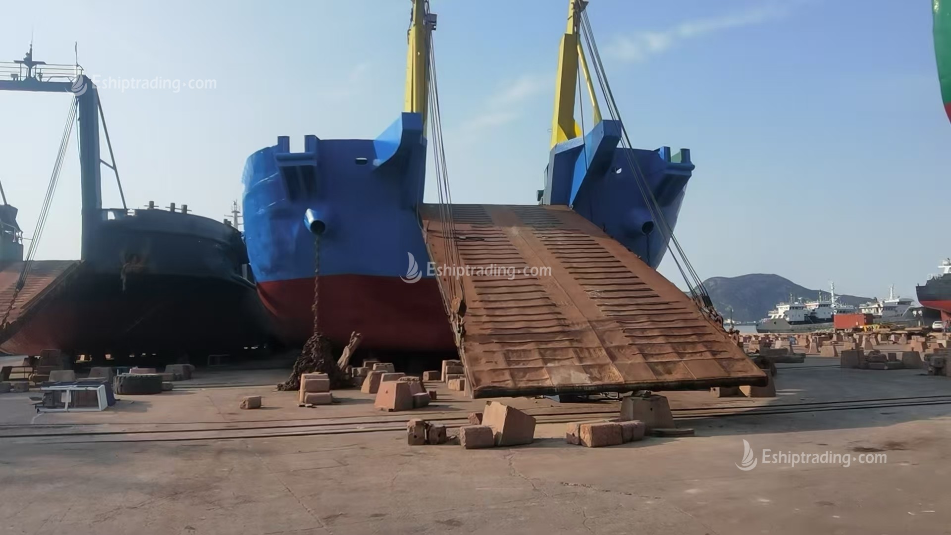 1684 T Deck Barge /LCT For Sale