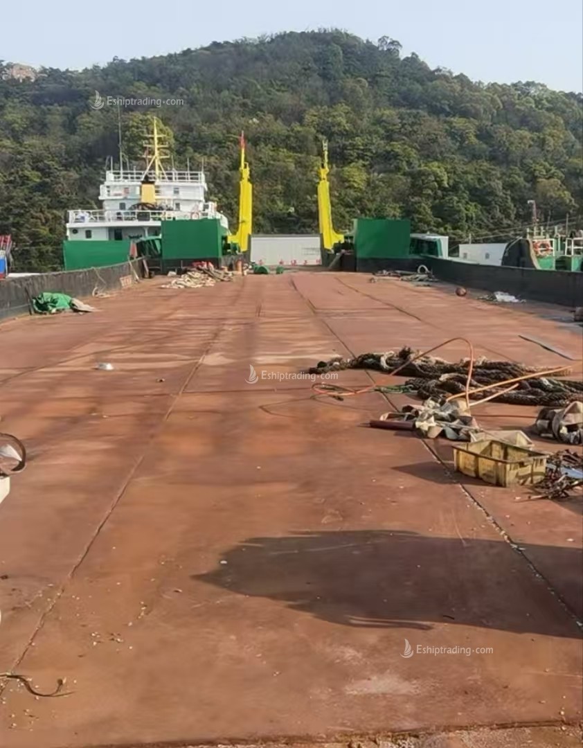 1684 T Deck Barge /LCT For Sale