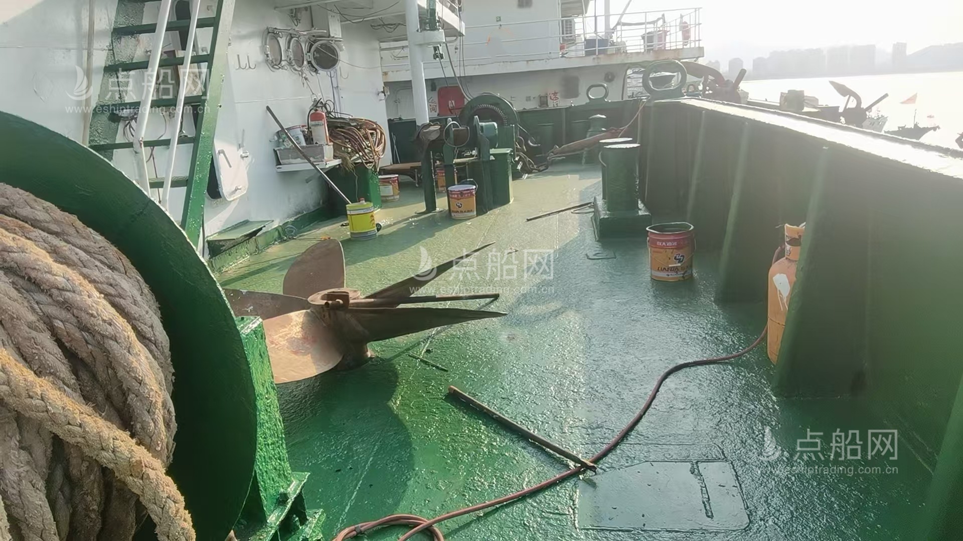 出售1684吨甲板货驳