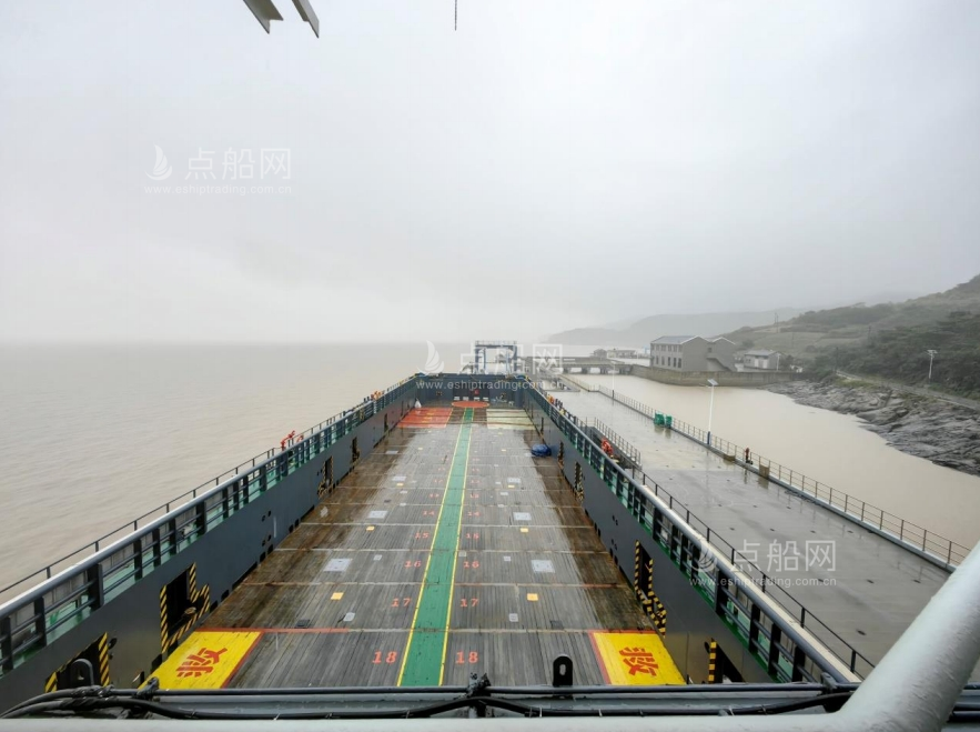 出售10330马力平台供应船