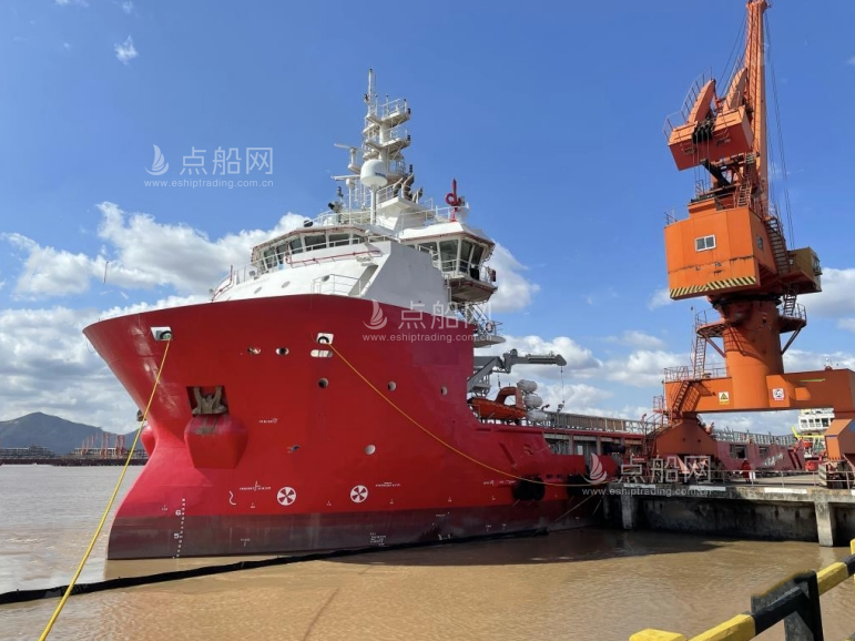 出售10330马力平台供应船