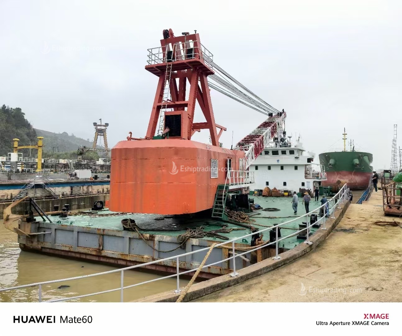150 T Fully Revolving Floating Crane For Sale