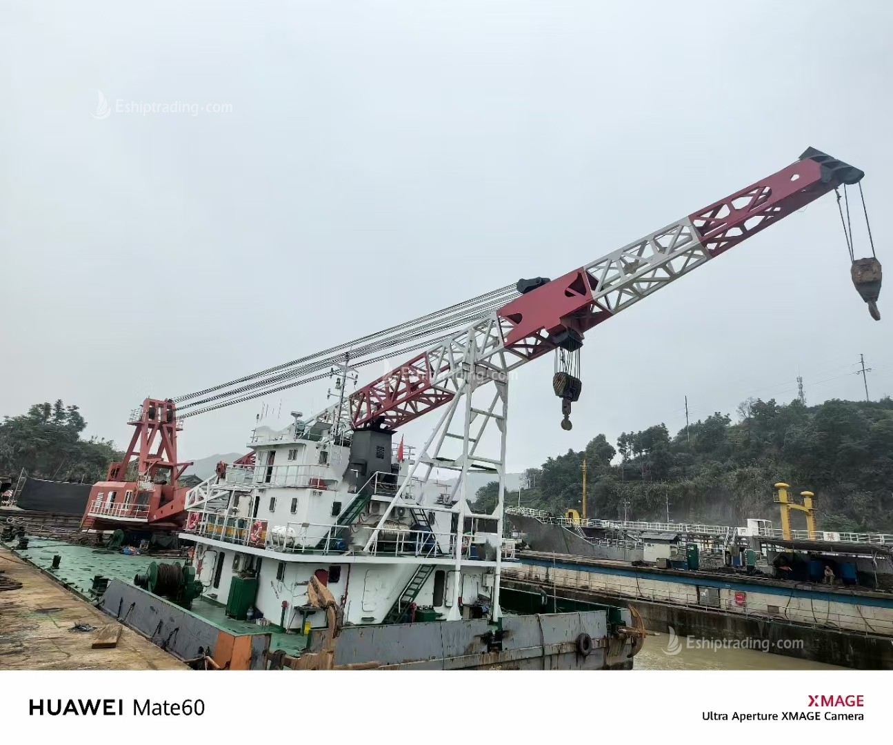 150 T Fully Revolving Floating Crane For Sale