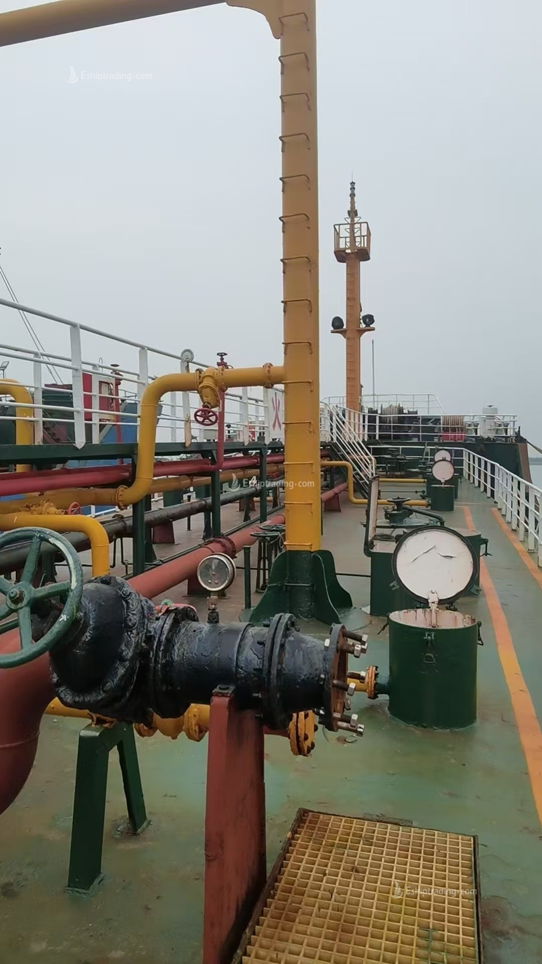 3366 T Product Oil Tanker For Sale