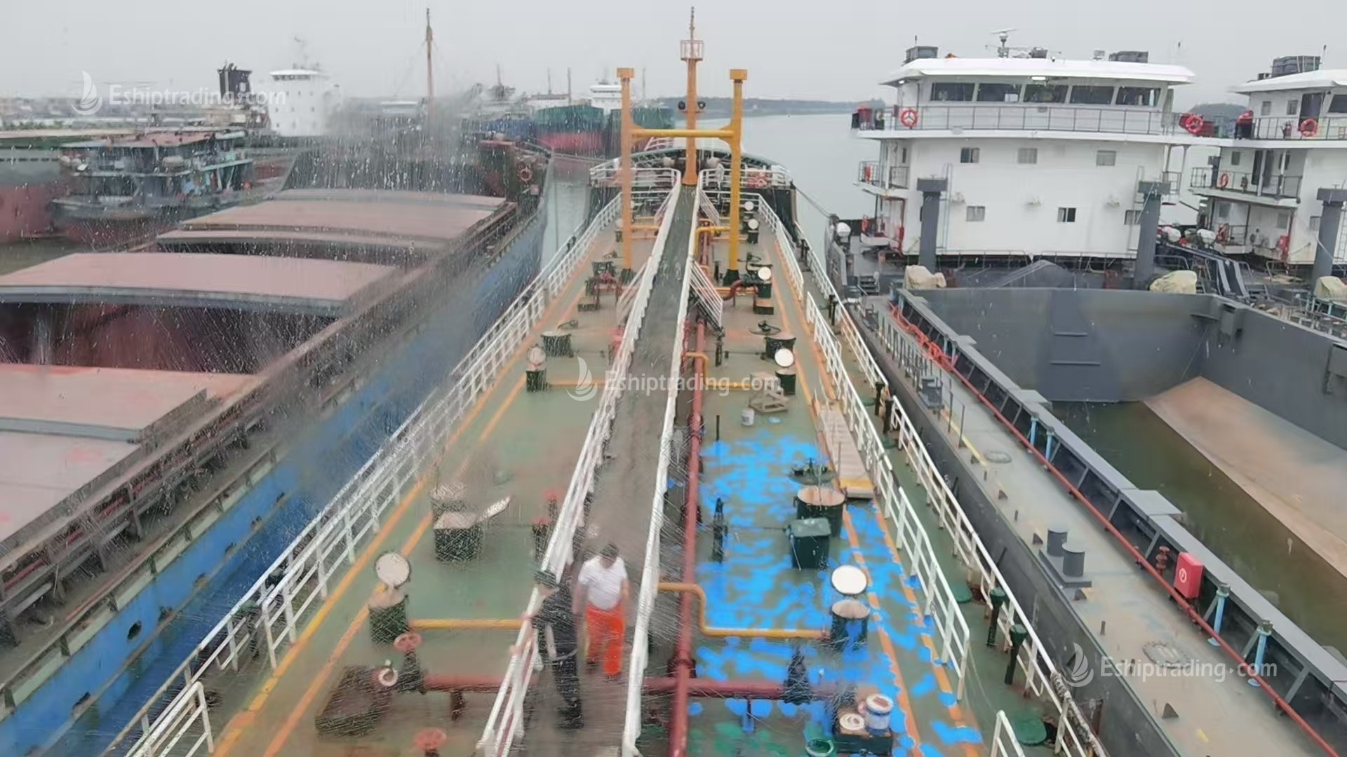 3366 T Product Oil Tanker For Sale