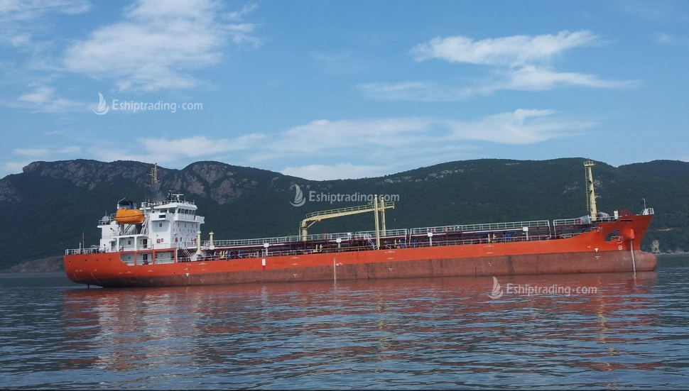 4560 T Product Oil Tanker For Sale
