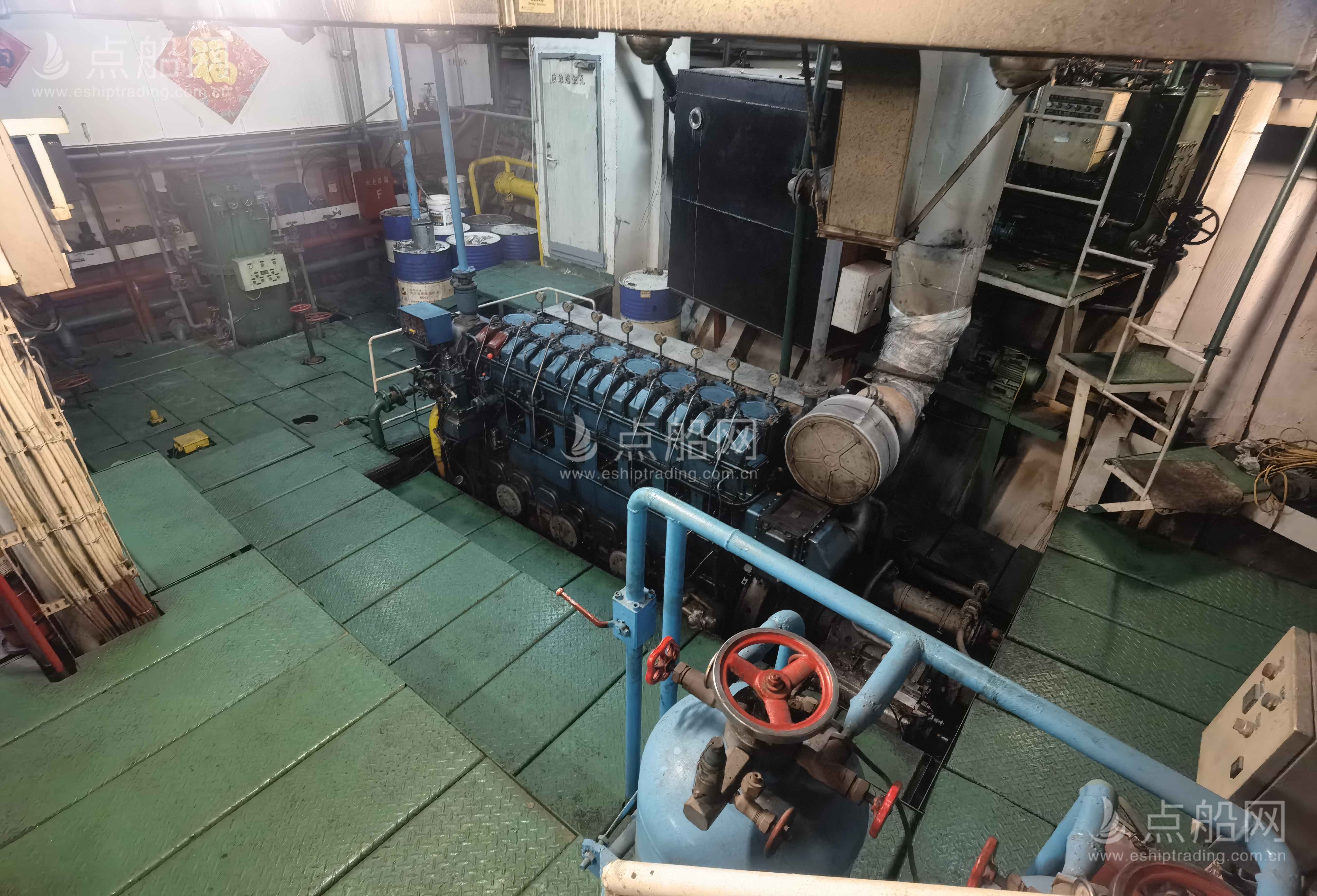 出售4880吨散货船