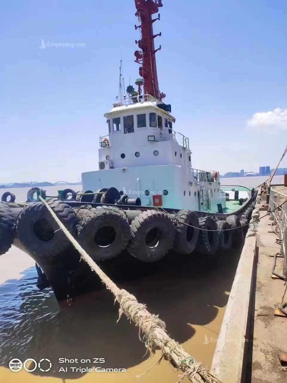 3300 PS Harbor Tug For Sale
