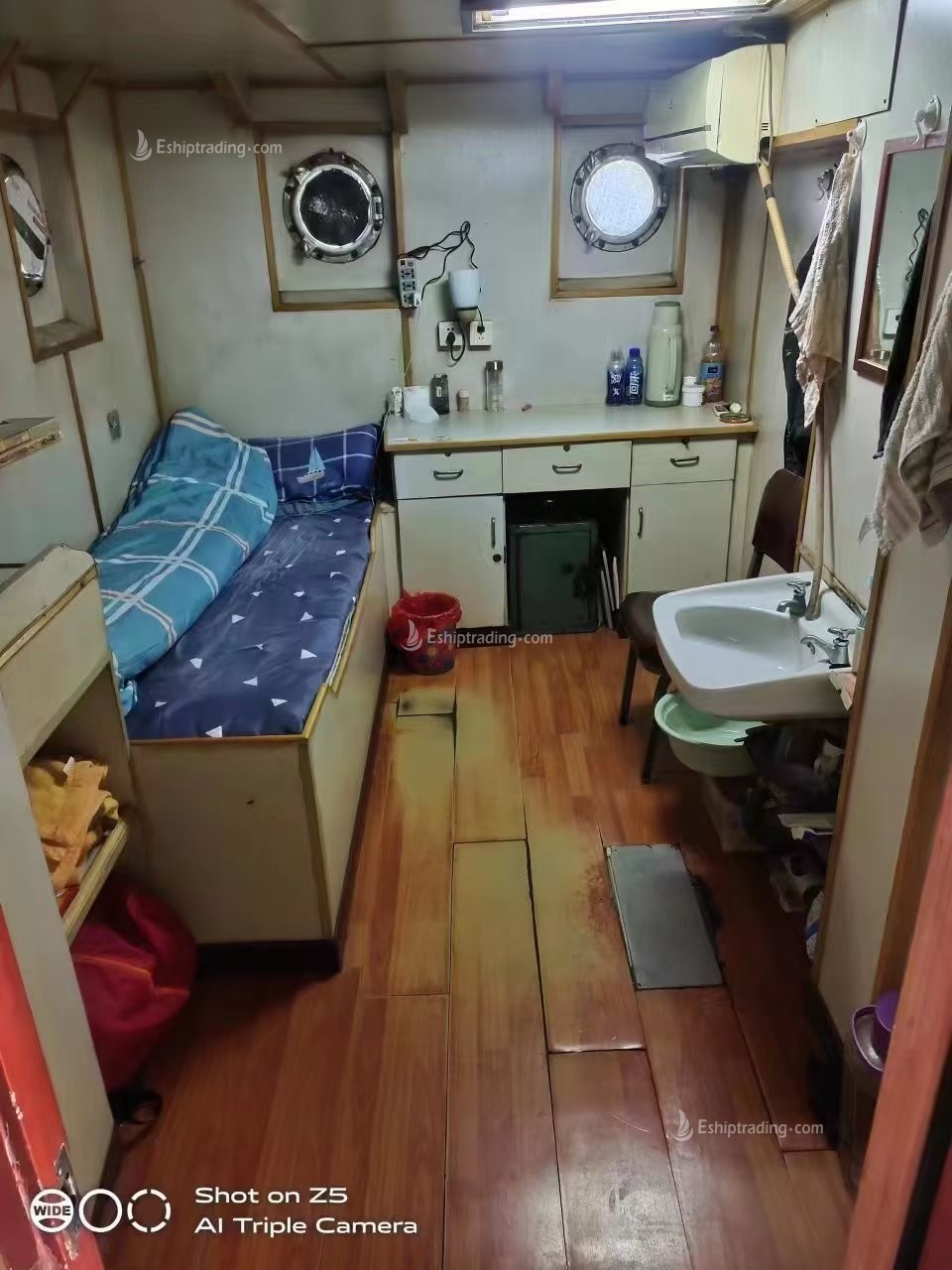 3300 PS Harbor Tug For Sale