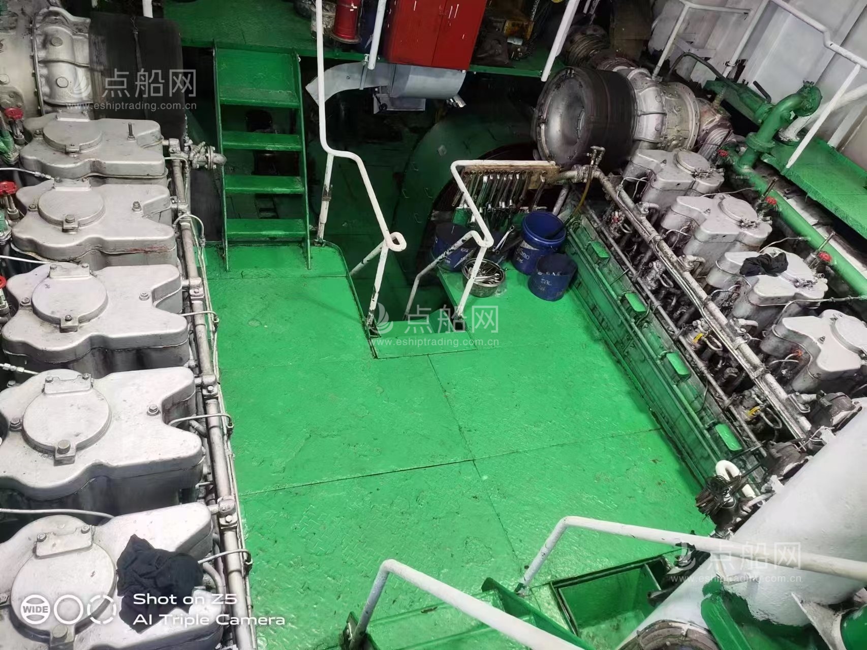 出售3300 马力港作拖轮