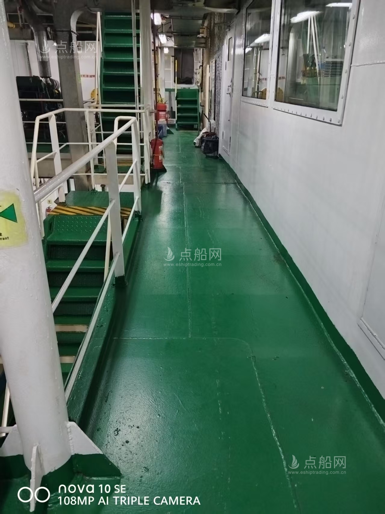 出售12500吨散货船