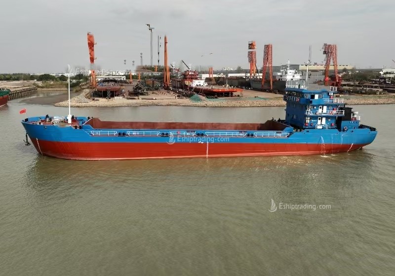 2600 m³ Split Hopper Barge For Sale