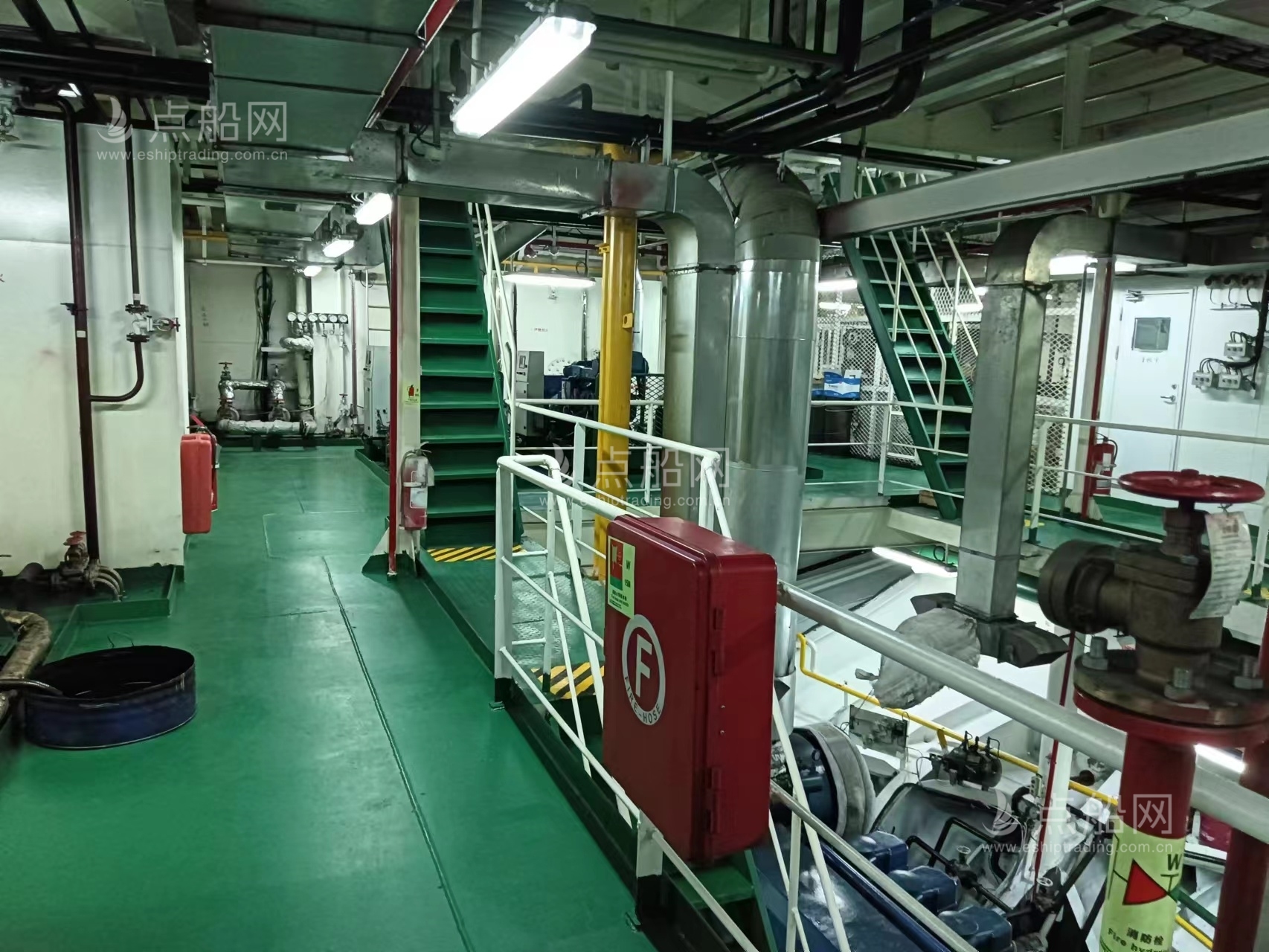 出售12500吨散货船