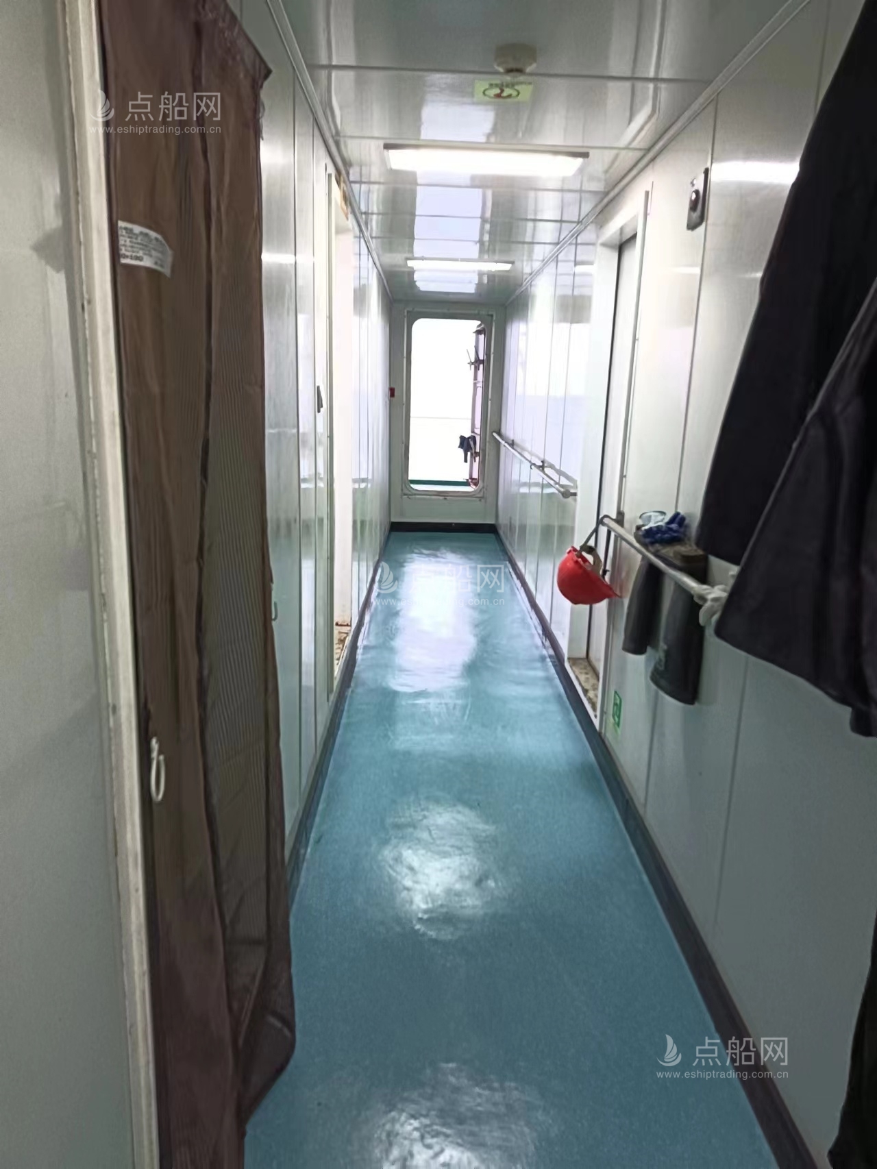 出售12500吨散货船