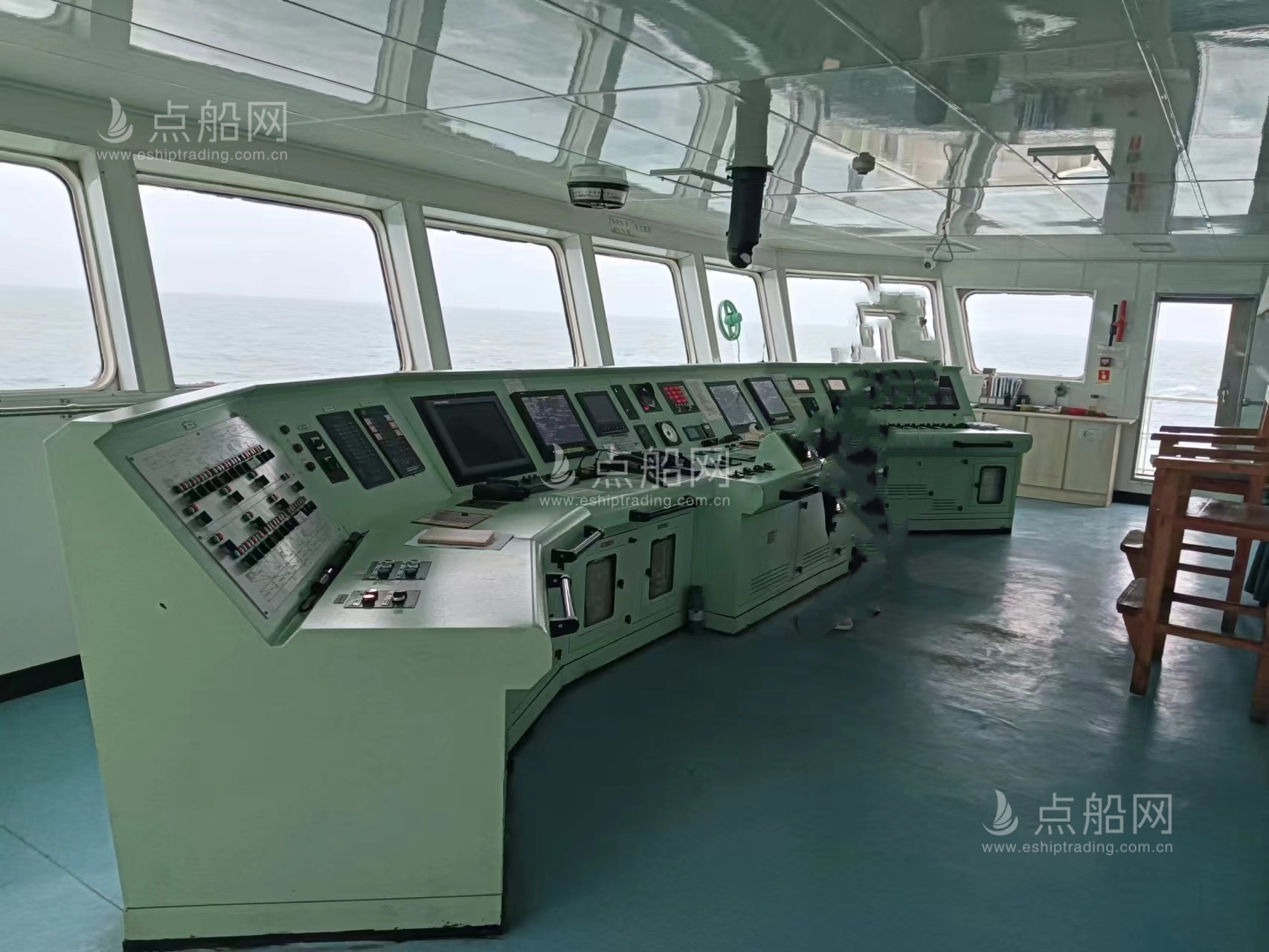 出售12500吨散货船