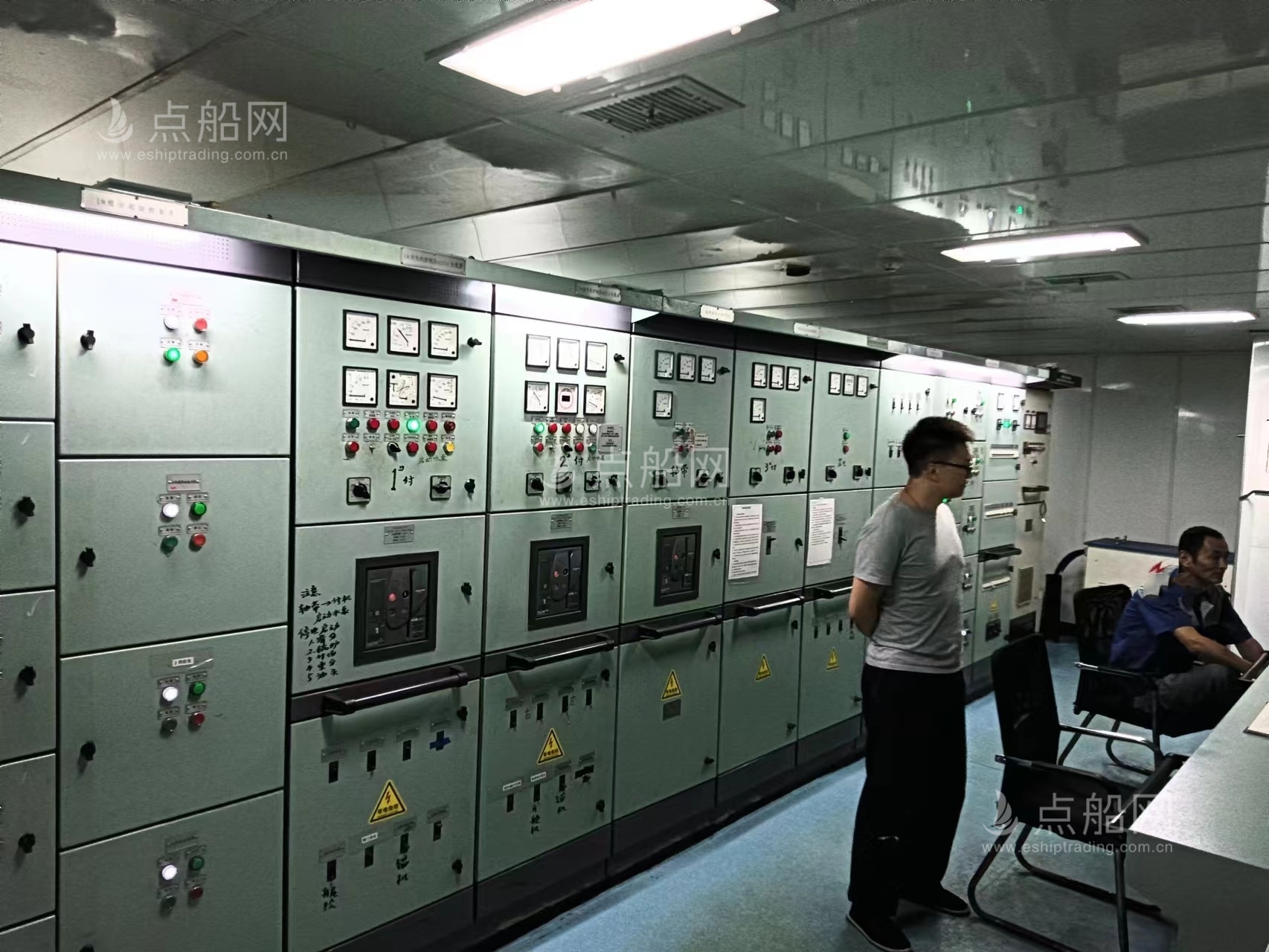 出售12500吨散货船