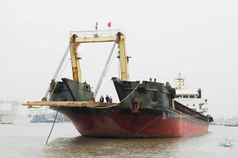 2870 T Deck Barge /LCT For Sale